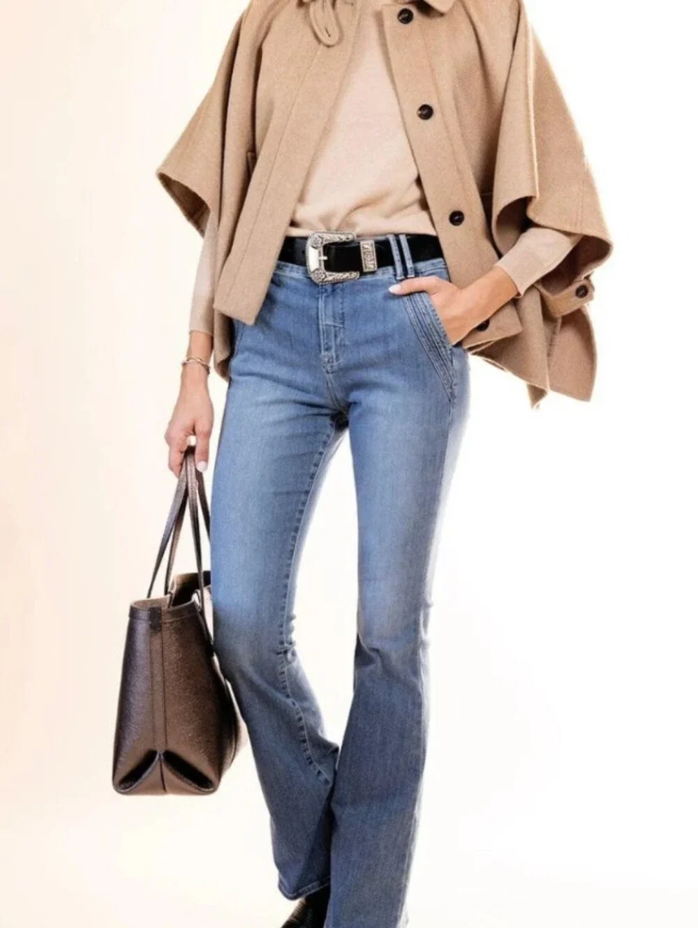 Frame Double Stitch Flare Jeans Merced
